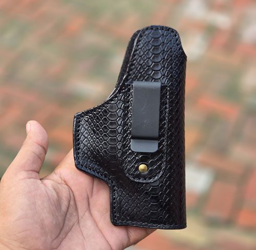 tauruspremiumiwb-holster4